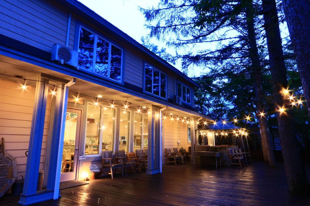 Bed and Breakfast Ryosha Tsukiakari Яманакако Екстер'єр фото